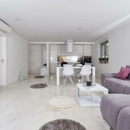 Brand New Apartment S & U Дубровник Екстериор снимка