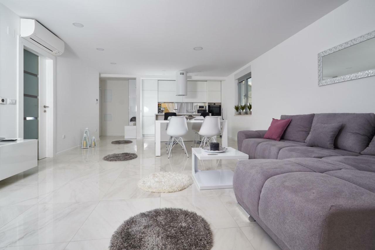 Brand New Apartment S & U Дубровник Екстериор снимка
